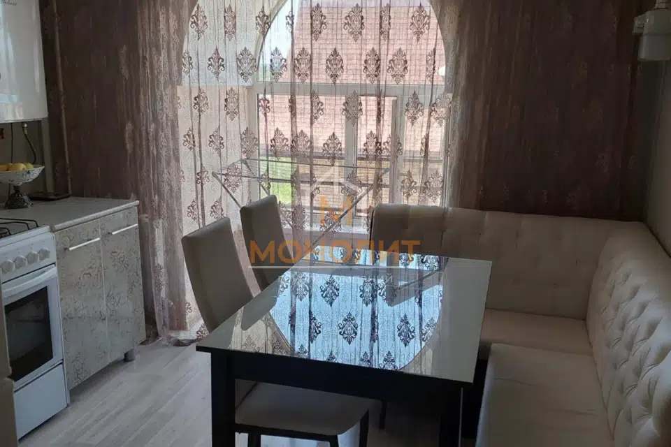 Продаётся 1-комнатная квартира, 37.5 м²