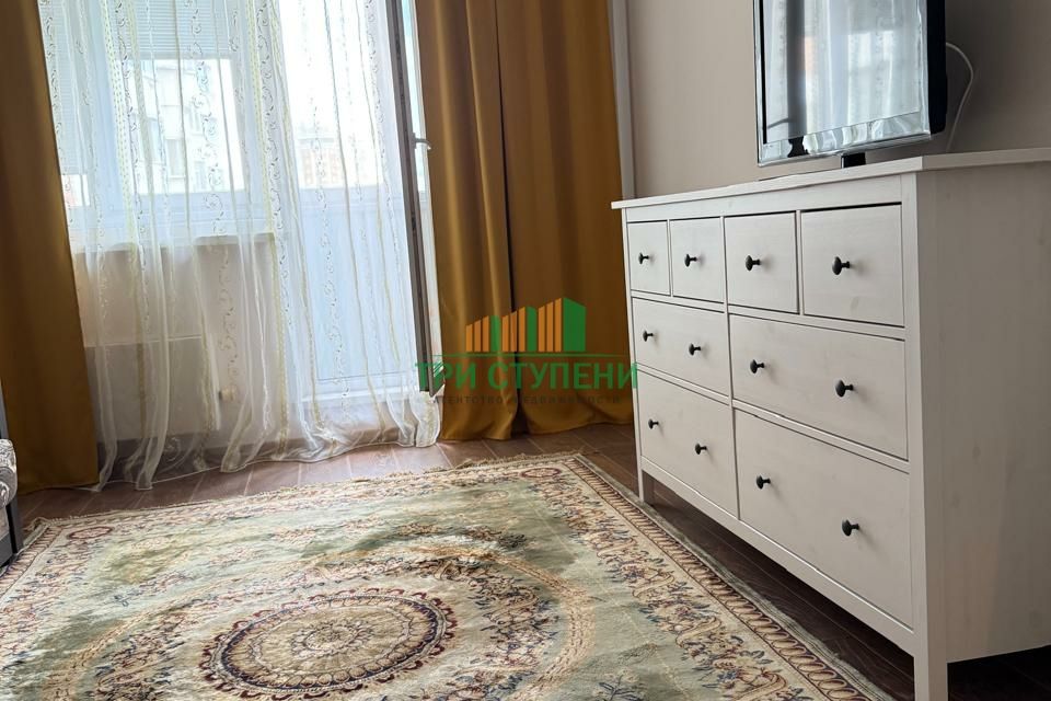 Сдаётся 1-комнатная квартира, 38 м²