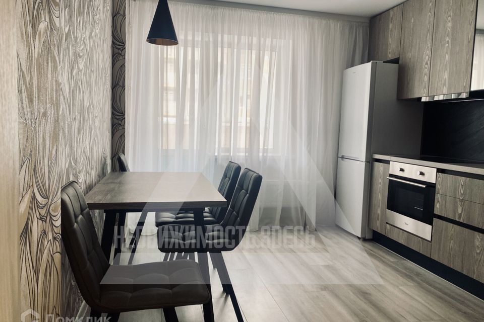 Сдаётся 1-комнатная квартира, 43 м²
