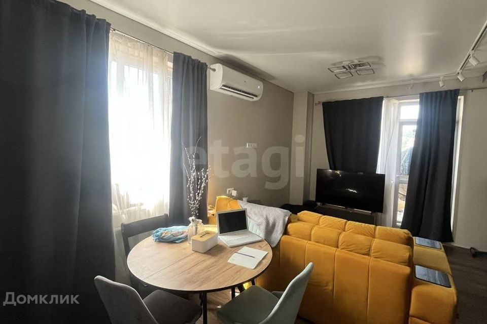 Продаётся 3-комнатная квартира, 58 м²