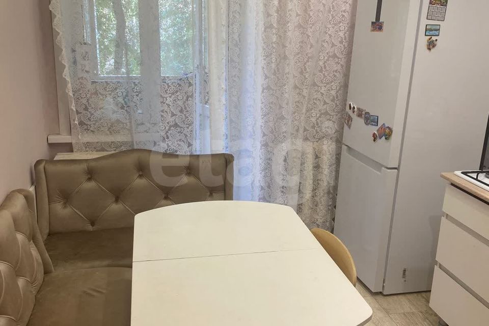 Продаётся 2-комнатная квартира, 52.7 м²