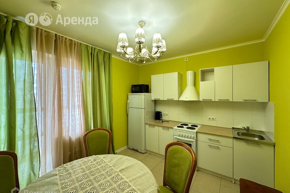 Сдаётся 2-комнатная квартира, 63 м²