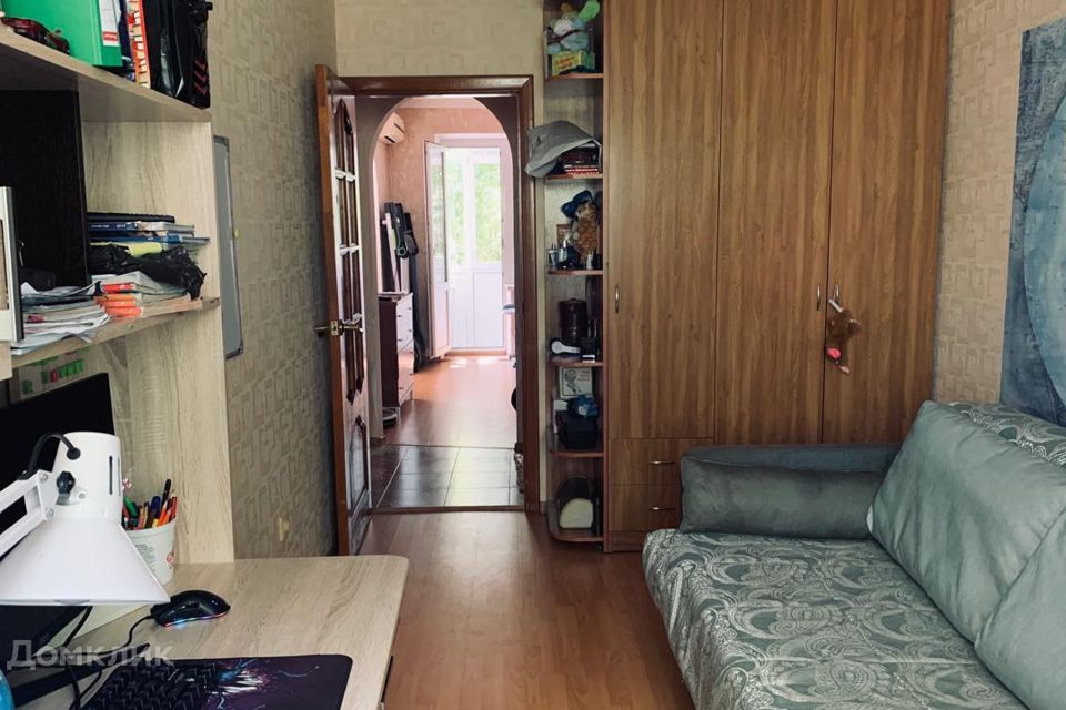 Продаётся 3-комнатная квартира, 60 м²