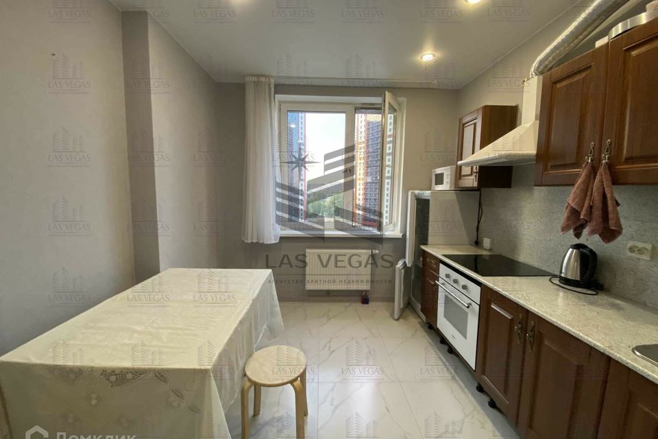 Сдаётся 2-комнатная квартира, 50 м²