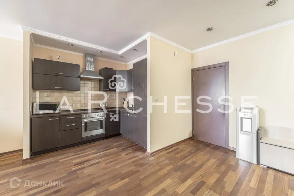 Продаётся 2-комнатная квартира, 71.6 м²