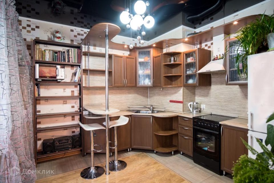 Продаётся 2-комнатная квартира, 61.6 м²