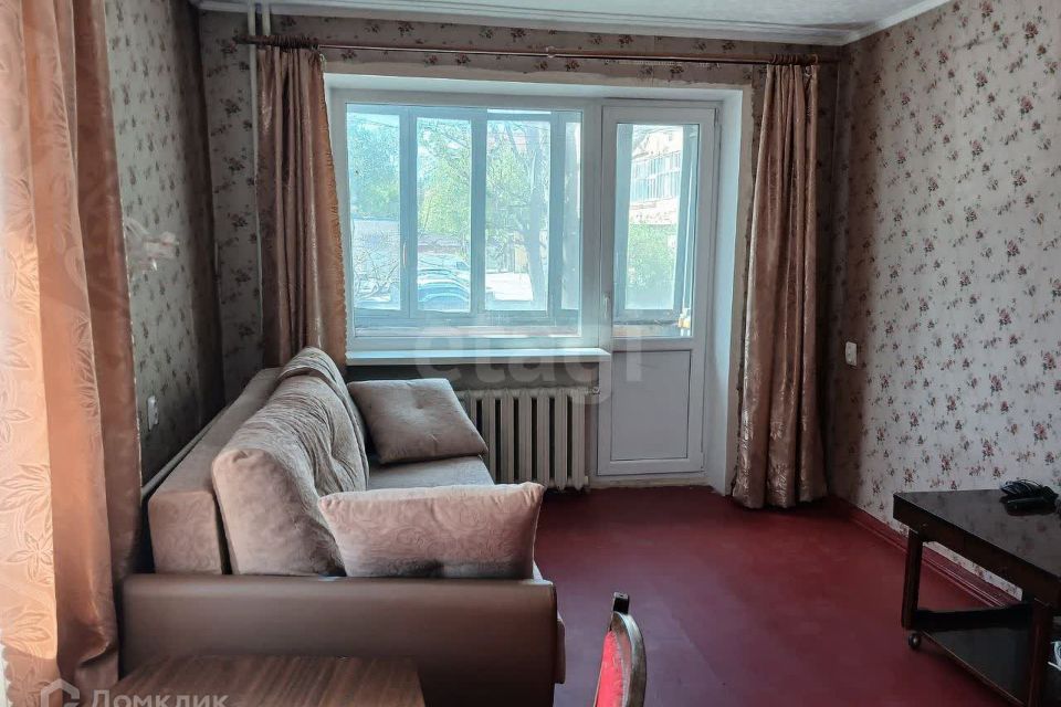 Продаётся 2-комнатная квартира, 42.7 м²