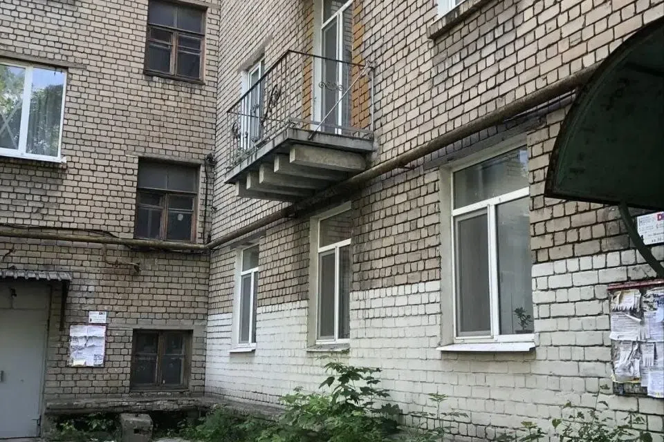 Продаётся 4-комнатная квартира, 104 м²