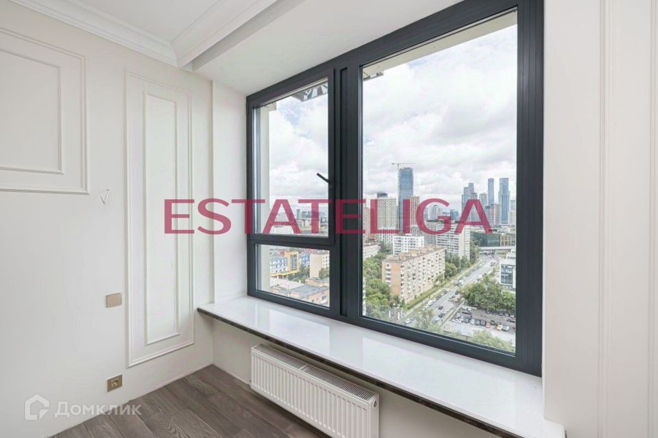 Продаётся 4-комнатная квартира, 108 м²