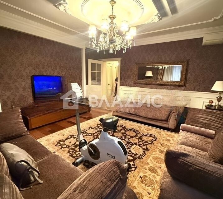 Продаётся 2-комнатная квартира, 80 м²