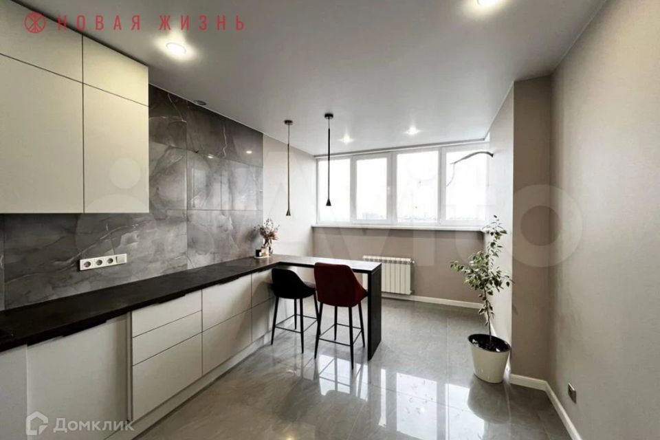 Продаётся 2-комнатная квартира, 66.2 м²