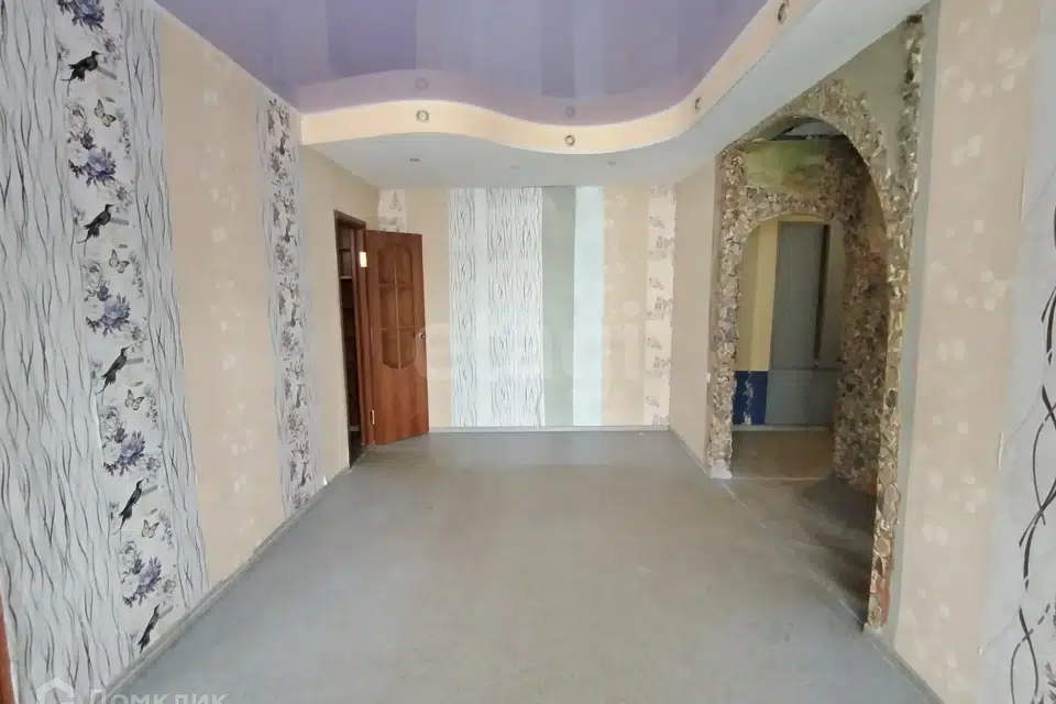 Продаётся 3-комнатная квартира, 44.6 м²