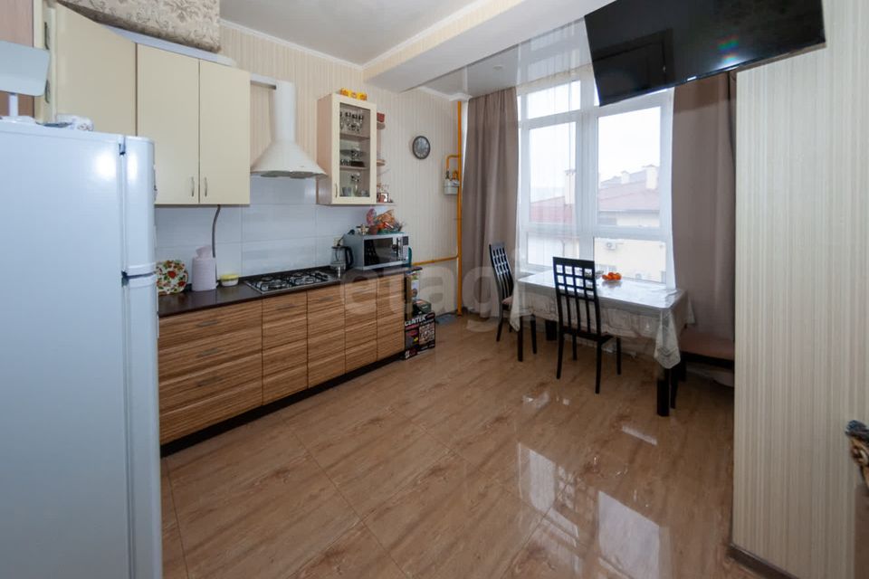 Продаётся 1-комнатная квартира, 44.8 м²