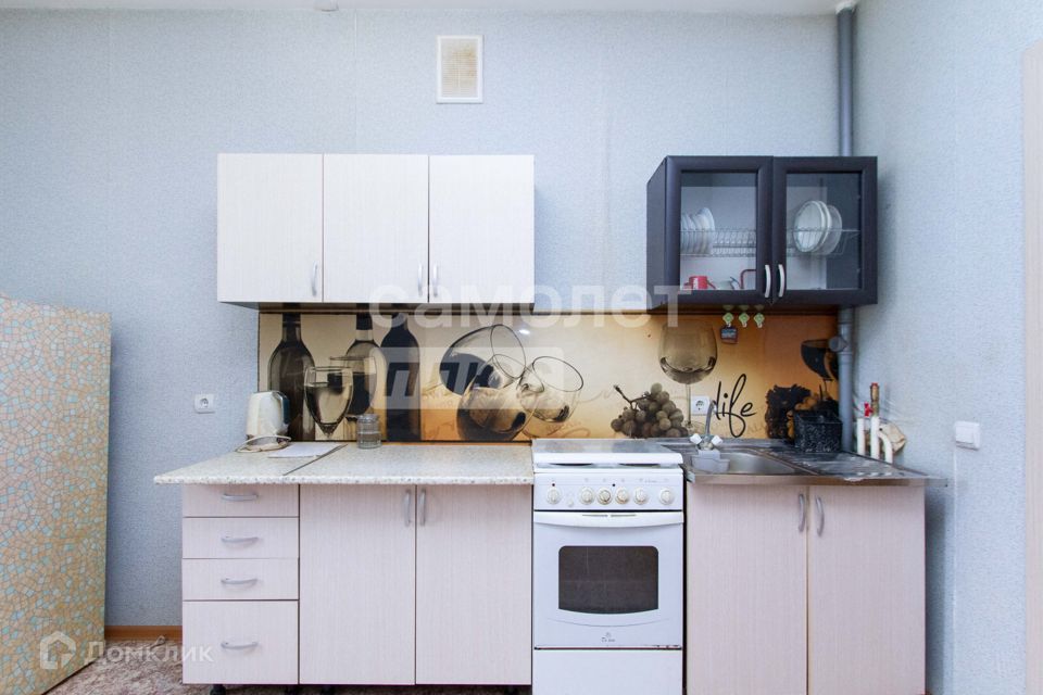 Продаётся 1-комнатная квартира, 44 м²