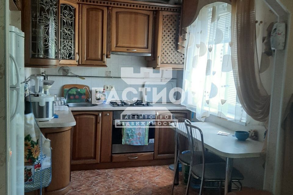 Продаётся 3-комнатная квартира, 60 м²