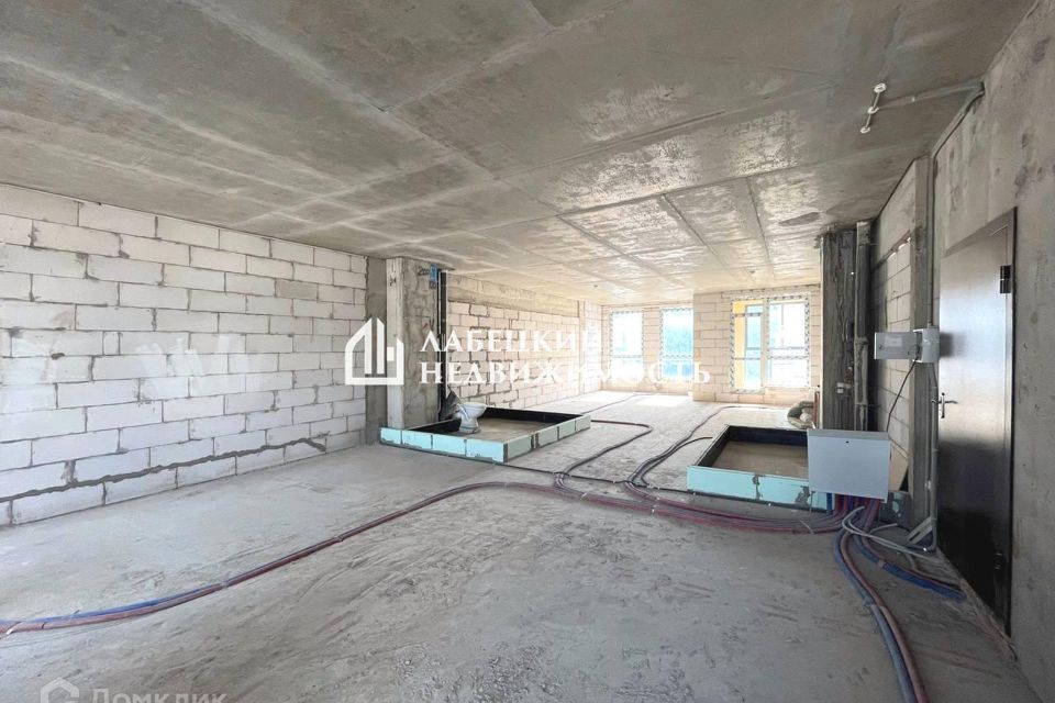 Продаётся 3-комнатная квартира, 100 м²