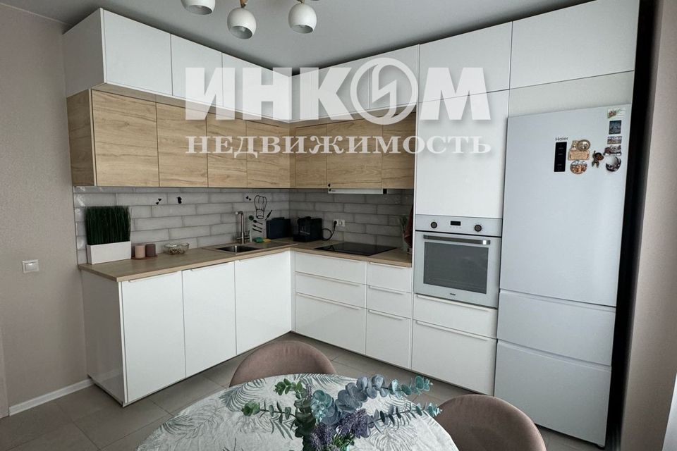 Сдаётся 2-комнатная квартира, 57 м²