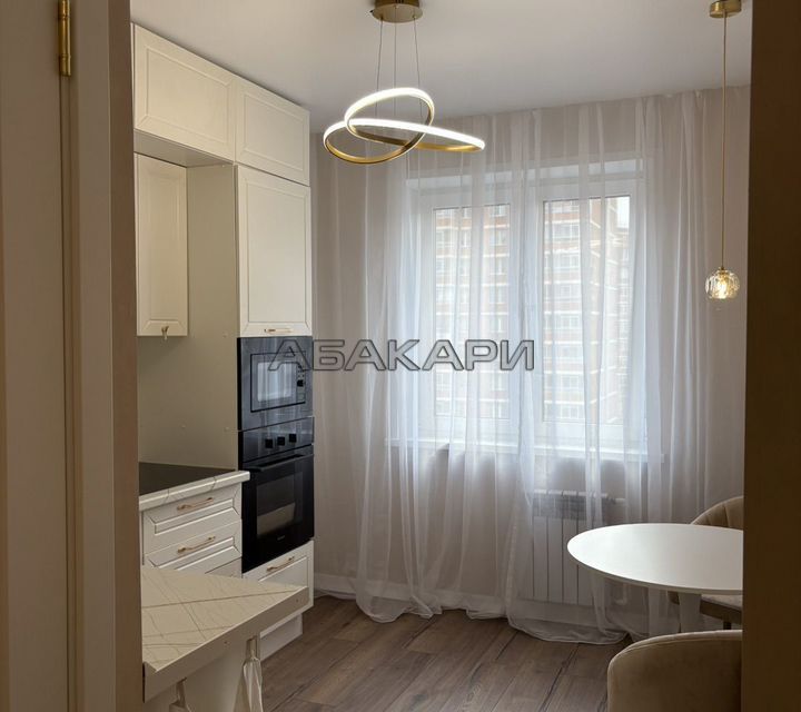 Сдаётся 1-комнатная квартира, 42 м²