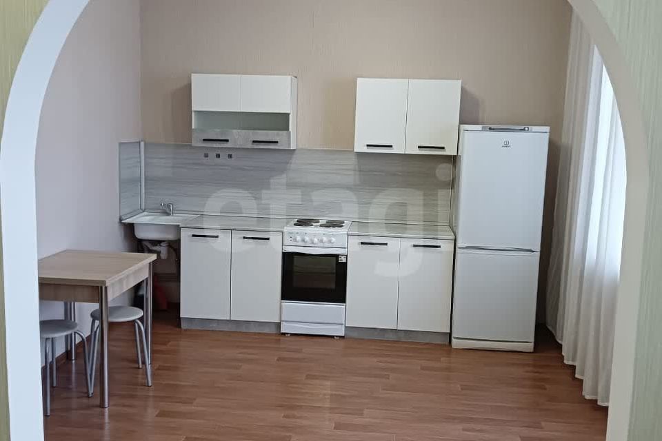 Продаётся 1-комнатная квартира, 43.4 м²