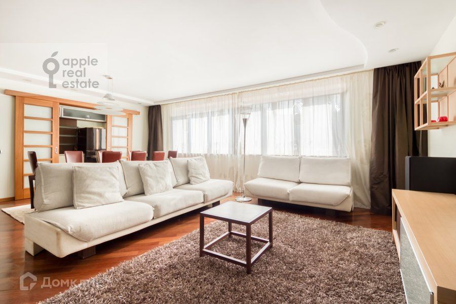 Сдаётся 3-комнатная квартира, 145 м²