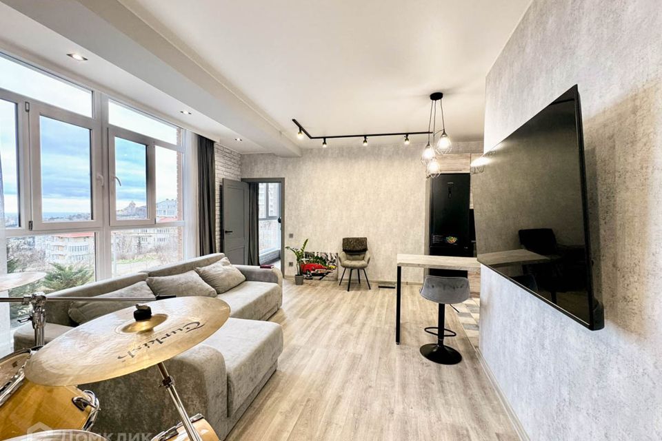 Продаётся 2-комнатная квартира, 54.6 м²