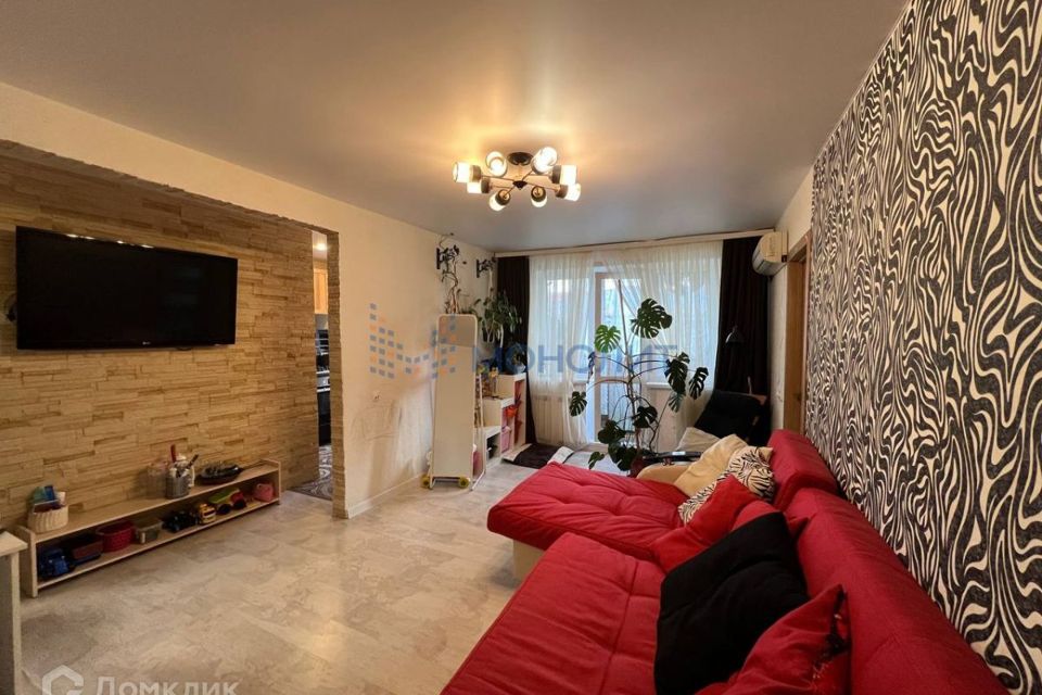 Продаётся 2-комнатная квартира, 43.8 м²