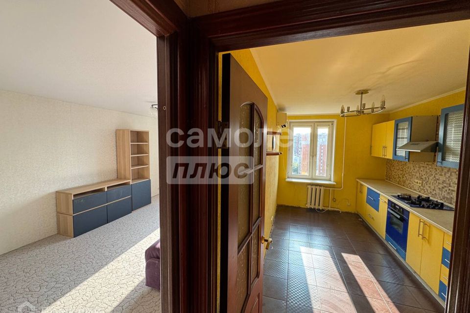 Продаётся 1-комнатная квартира, 41.9 м²