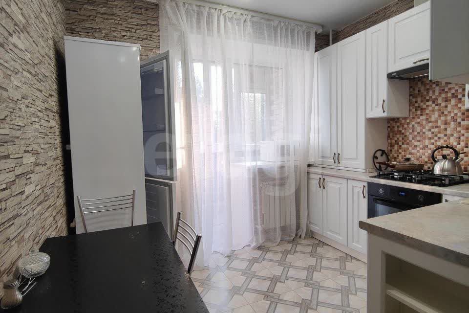 Сдаётся 1-комнатная квартира, 38 м²