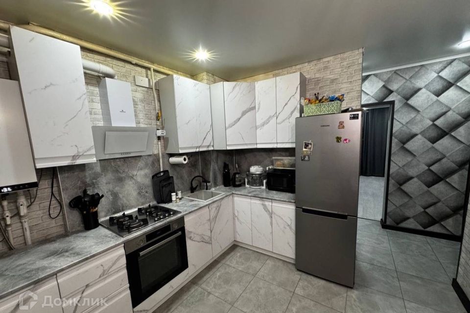 Продаётся 2-комнатная квартира, 49.4 м²