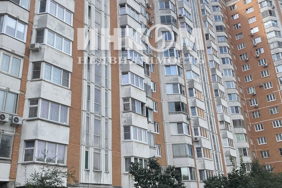 Продаётся 2-комнатная квартира, 60.3 м²