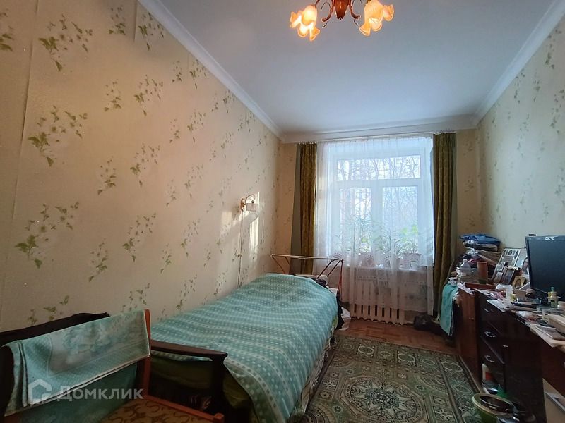 Продаётся комната в 3-комн. квартире, 18 м²