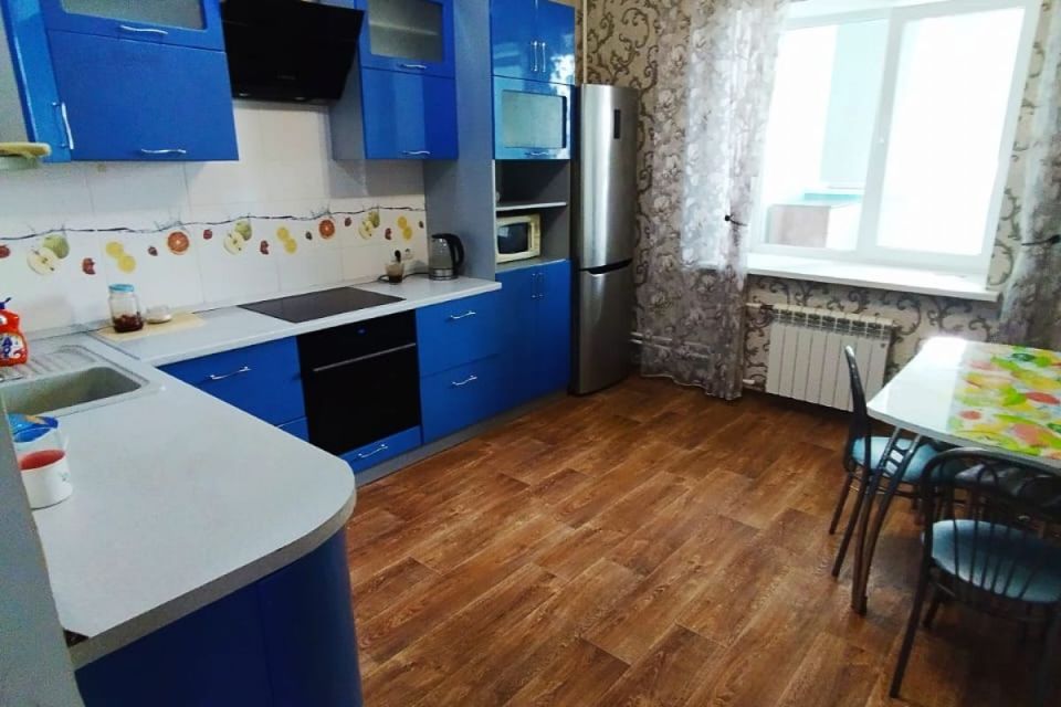 Сдаётся 1-комнатная квартира, 42 м²