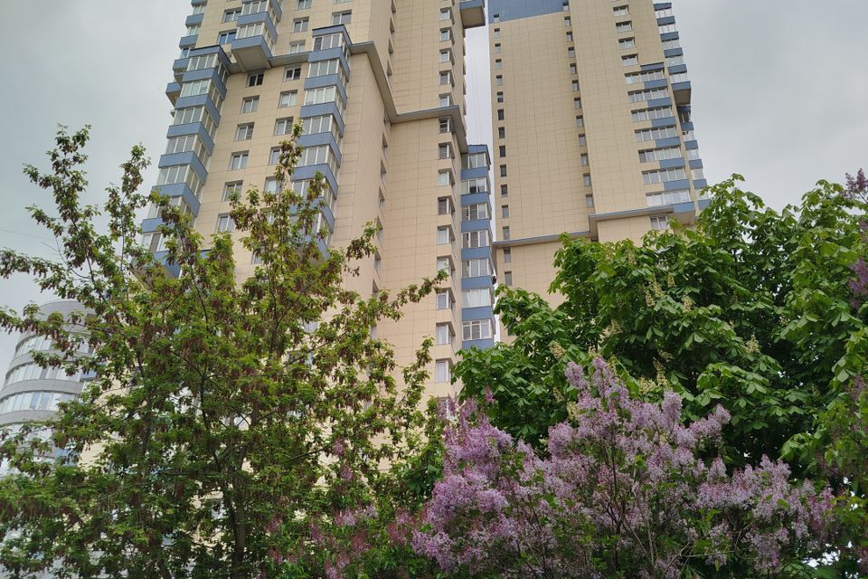 Продаётся 3-комнатная квартира, 116.4 м²