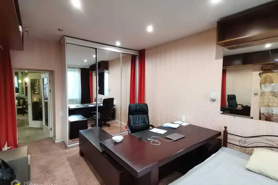 Продаётся 2-комнатная квартира, 55 м²