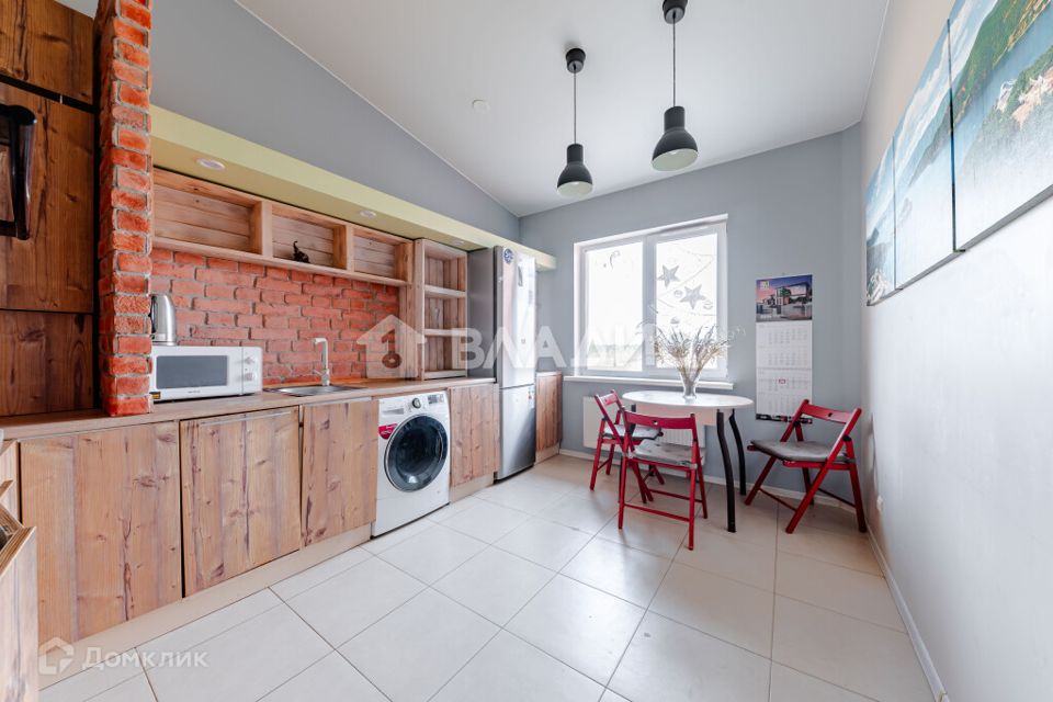 Продаётся 3-комнатная квартира, 109 м²