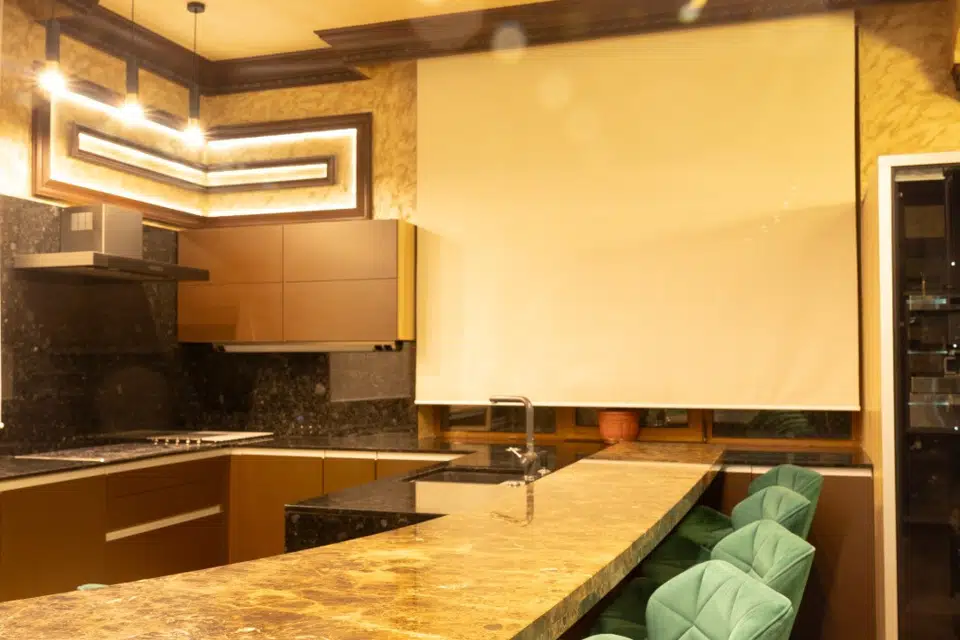 Продаётся 3-этажный дом, 486 м²