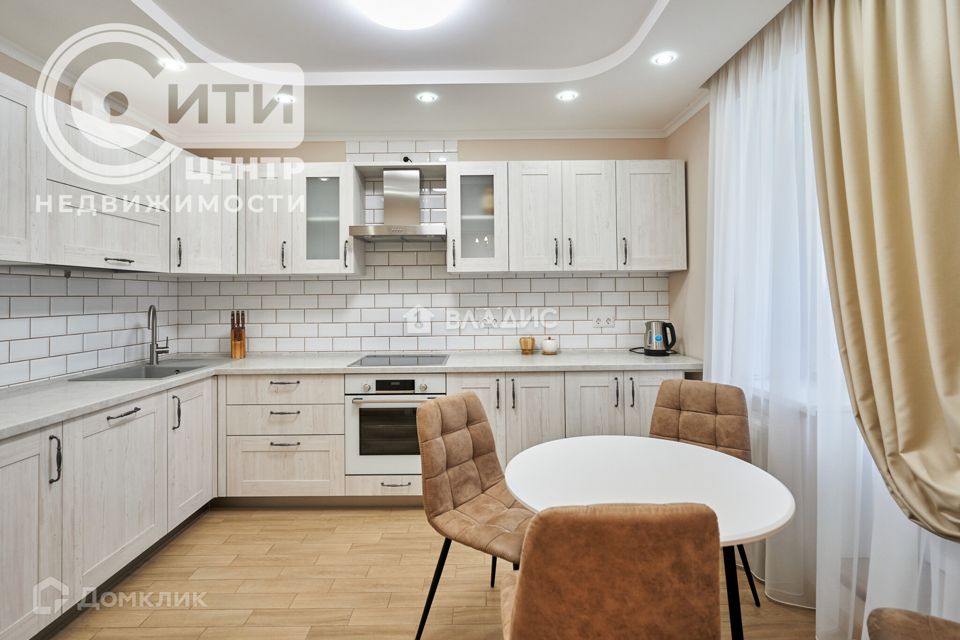 Продаётся 3-комнатная квартира, 78.2 м²