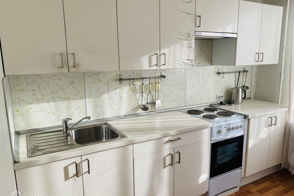 Продаётся 1-комнатная квартира, 38.3 м²