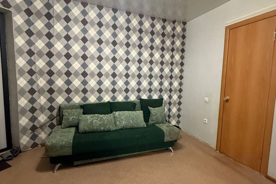 Продаётся 1-комнатная квартира, 41.7 м²