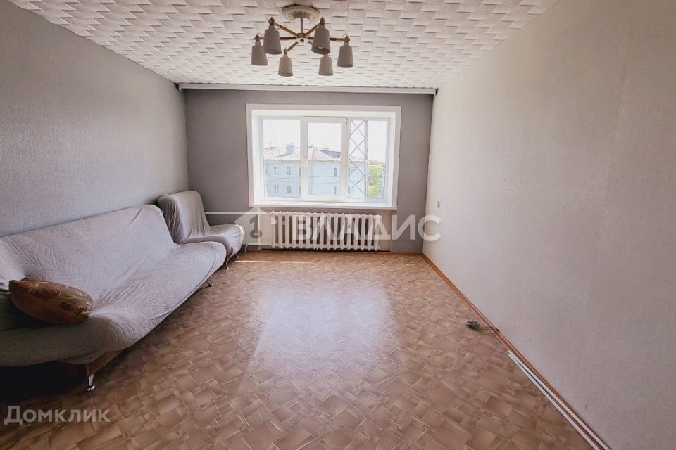 Продаётся 4-комнатная квартира, 75 м²