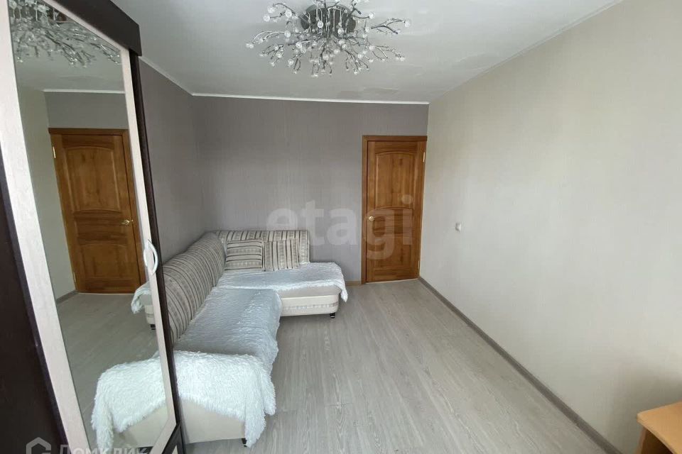 Продаётся 3-комнатная квартира, 59.7 м²