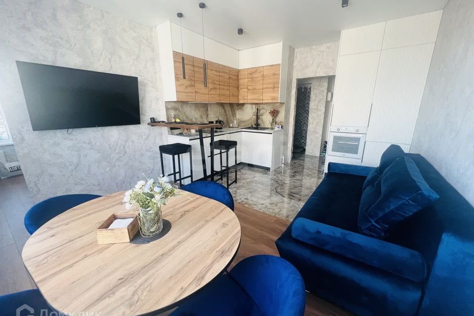Продаётся 3-комнатная квартира, 77.7 м²