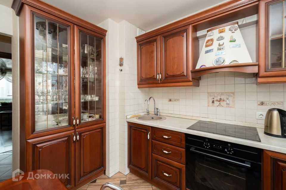 Продаётся 3-комнатная квартира, 64.8 м²