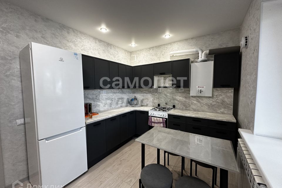 Сдаётся 2-комнатная квартира, 55.5 м²