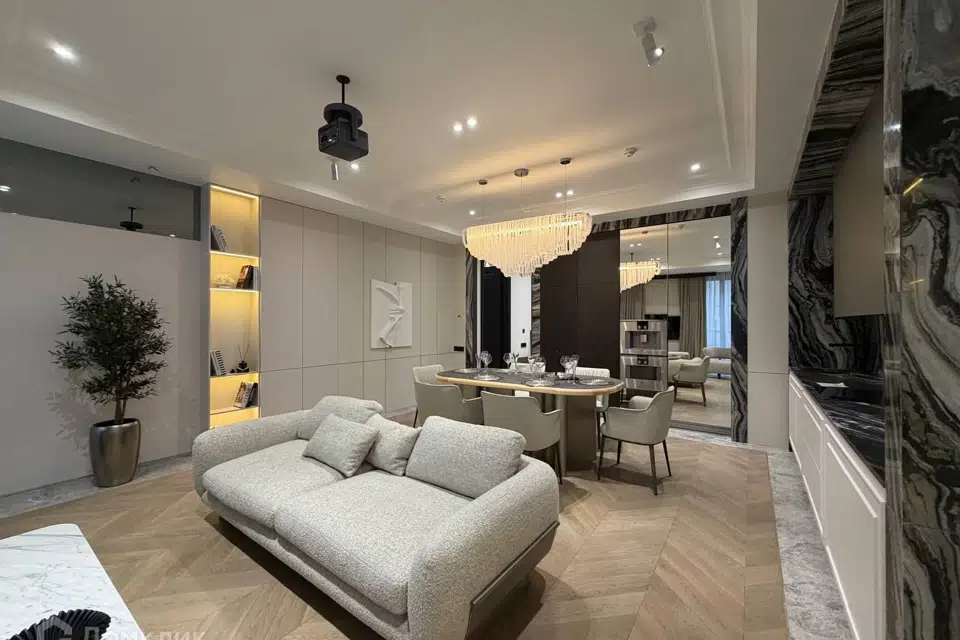 Продаётся 3-комнатная квартира, 162.7 м²