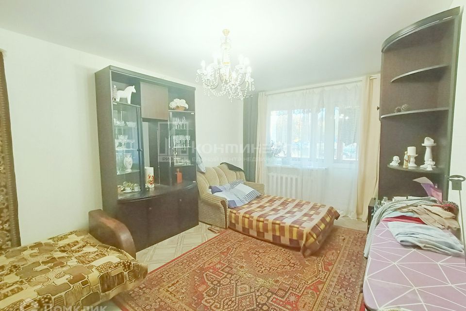 Продаётся 1-комнатная квартира, 38.4 м²