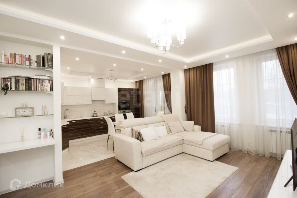 Сдаётся 2-комнатная квартира, 65 м²
