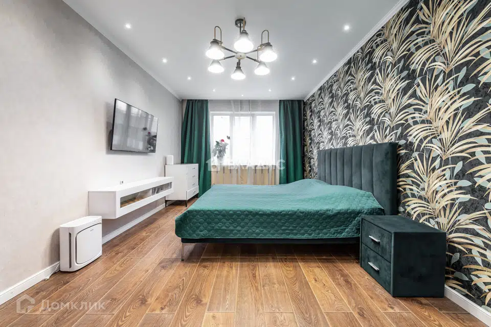 Продаётся 3-комнатная квартира, 113.7 м²