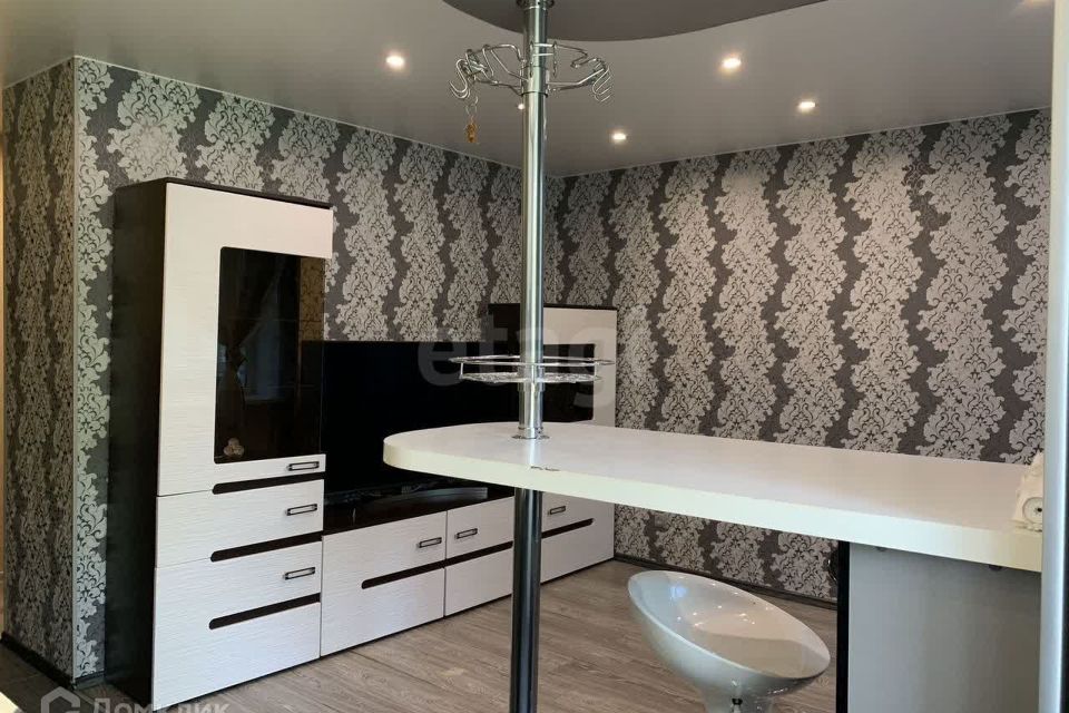 Продаётся 1-комнатная квартира, 43.1 м²