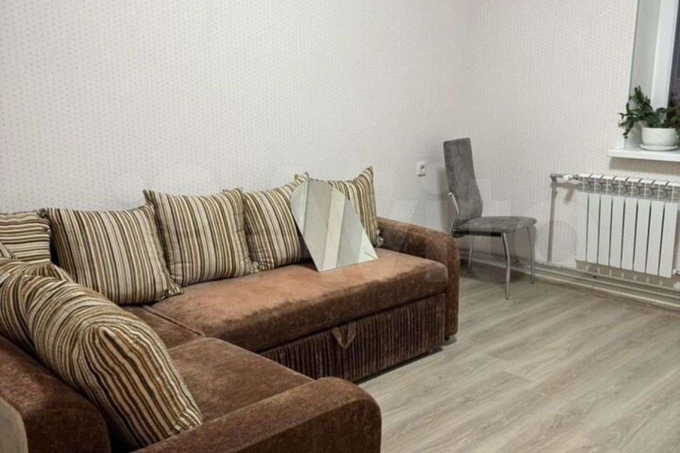 Сдаётся 2-комнатная квартира, 73 м²